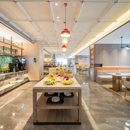 Lanyue Rezen Hotel (Zhaoshang Huayuan City Branch), Jiujiang
