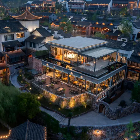 Hushan Mansion (Yixing Yao Hu Town Scenic Area)