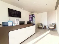 Pebble Hotel (Weifang Railway Station Weizhou Road)