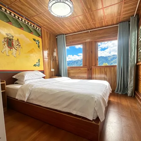 Linqi Yujian Homestay (Jiaju Village Branch)