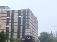 青皮树酒店(日照大润发店)