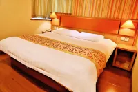 Homeinn Hotel (Dingxi Jiefang Road Wenxiang Jiayuan)