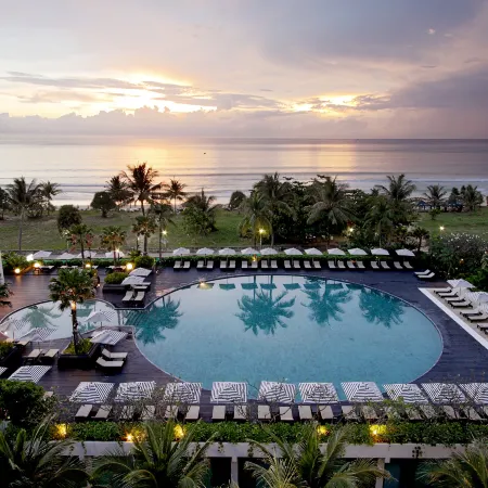 Pullman Phuket Karon Beach Resort