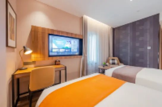 โฮม อินน์ พลัส หางโจว เวสต์ เลค เลคไซด์ เพเดสเทรียน สตรีท โรงแรมใกล้วิวท่าเรือดอกไม้