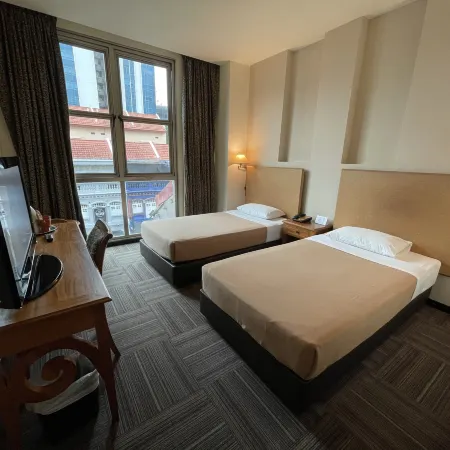 Classique Hotel Отели рядом с достопримечательностью «Торговый центр Mustafa»