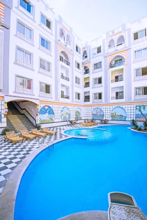 Sheraton Plaza Hurghada Отели рядом с достопримечательностью «Махмея пляж»