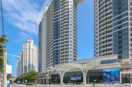 Li She Seaview Apartment Отели рядом с достопримечательностью «Qing'aowan Astronomy Square»