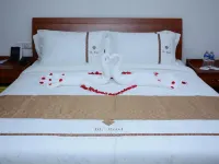 Diamond Lake Hotel KTV&Dancing Bar Hotels in Insein