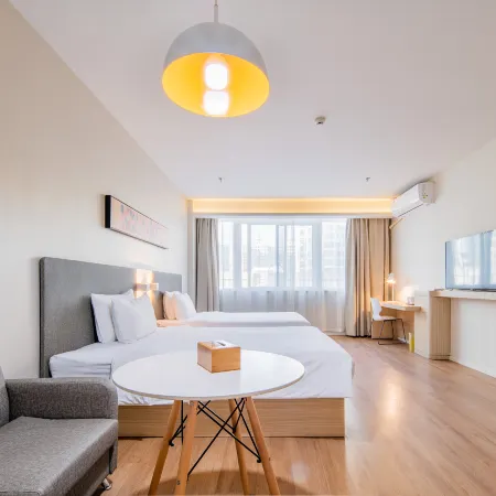 Hotel (Huanqiugang)