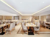 Vienna hote Ganzi 318 National Road Yajiang Bianch Hotels in Yajiang