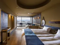 Lake Shikotsu Tsuruga Bessou Ao No Za Hotels near 湖畔園地