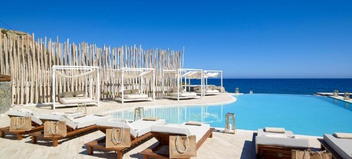 Artemis Seaside Resort Hotels in Milos