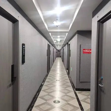 Yisu Qingju Hotel (Yuyao Wucaicheng Store)