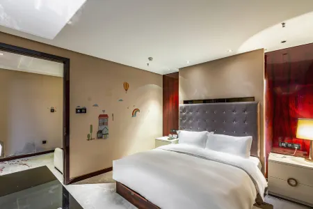 Zhongzhou Intermega Hotel Отели рядом с достопримечательностью «University for Science & Technology Zhengzhou»