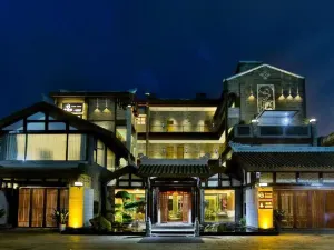 Yunman Man High-end Resort Hotel (Jingxi Xiaocheng Story)