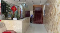 Yulin Xiangxu Theme Hotel - Inns
