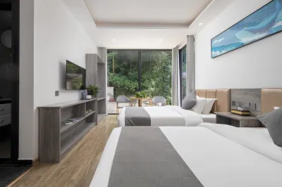 Jing County Baiyun Renjia Homestay (Moon Bay Scenic Area)