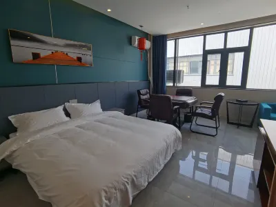 Zhengzhou Yulong Hotel