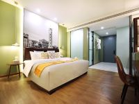 重庆盖亚三十六房酒店 - 高级智能大床房