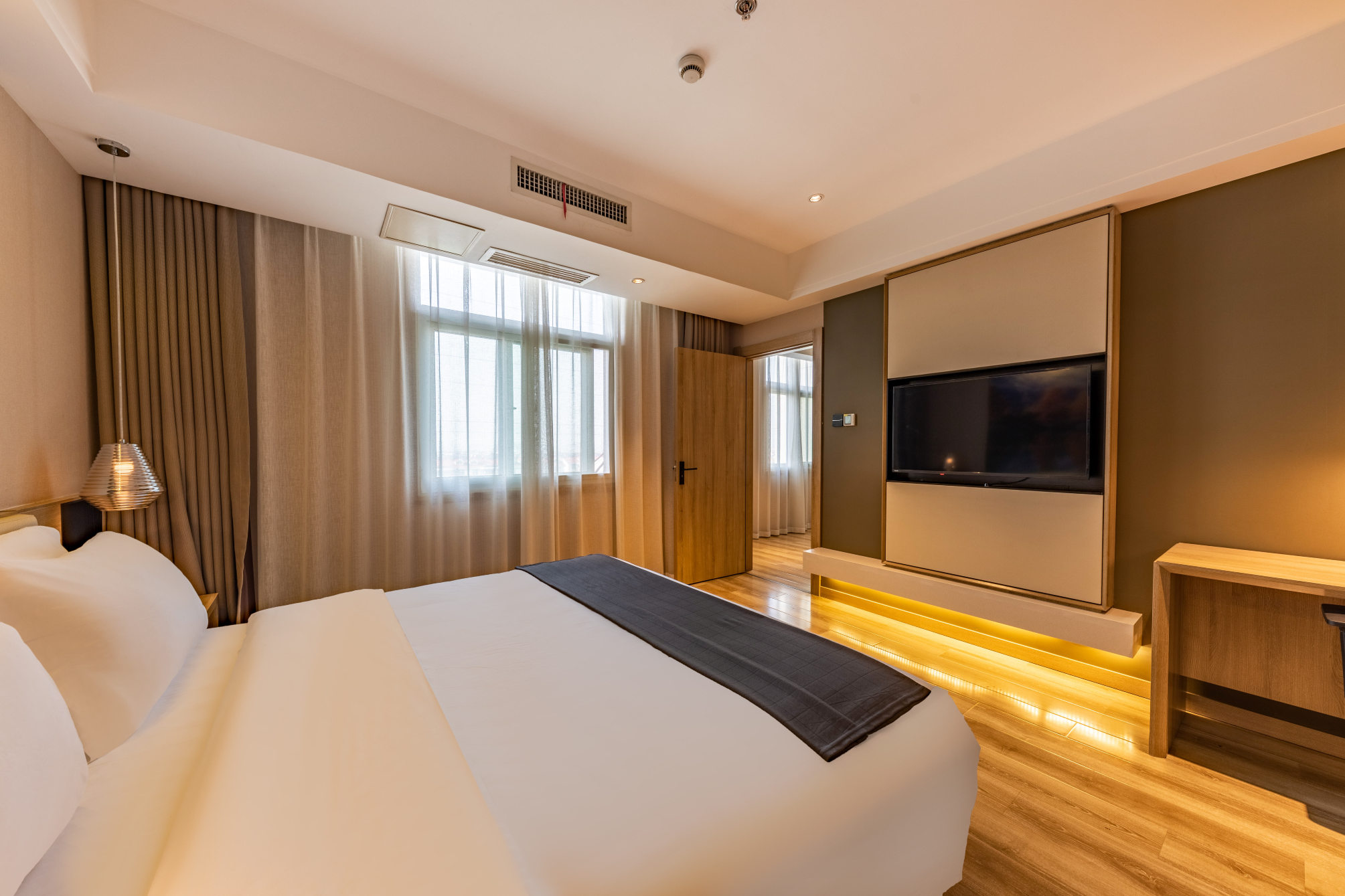 Hongwu Hotel HefeiHotel Overview