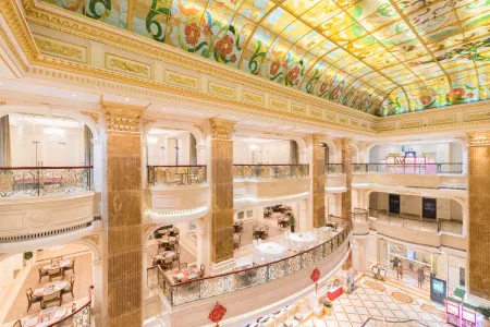 jianxin International Hotel Отели рядом с достопримечательностью «Qingdao Binhai University»