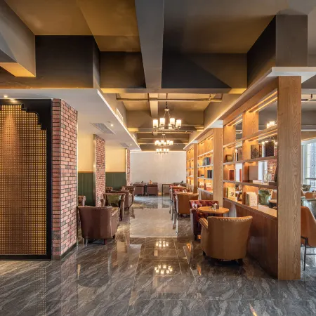 James Joyce Coffetel (Neijiang Wanda Plaza High Speed Rail North Station)