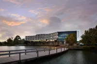 Punthill Caroline Springs Hotels in Cobblebank