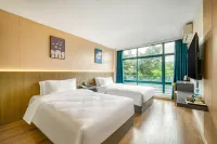 Chuangejia Yaxin Hotel (Tonglu The Bus Terminal Area)