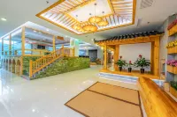 Swan Lake Hotel - Gym