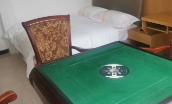 Dazhu Wannianhong Business Hotel