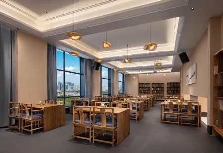 Pm Hotel ( Hunan University of Technology Branch) Отели рядом с достопримечательностью «Hunan University of Technology»