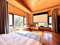 雲冰山他山石客棧