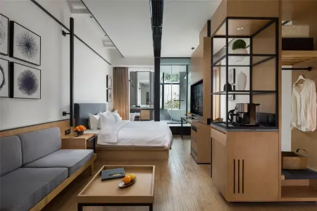 SFEEL DESIGN Hotel (Chengdu Renmin South Road Nijiaqiao Subway Station) Отели рядом с достопримечательностью «Chengdu Zhiye Jishu College»