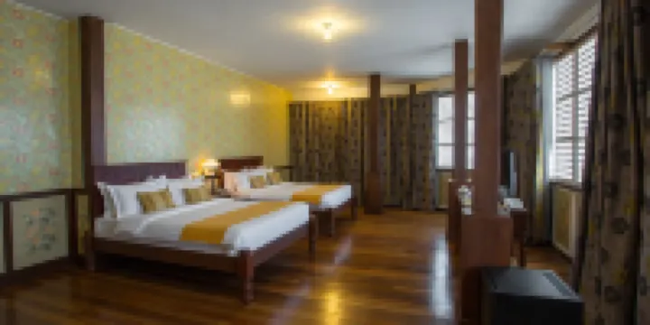 Las Casas Filipinas de Acuzar - Place Premium Pour 4