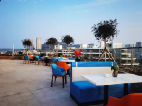 Moonlight Hotel in the City (Wing Yi Plaza) Hotels in Daying