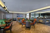 麗怡飯店（佛山祖廟地鐵站嶺南新天地店）