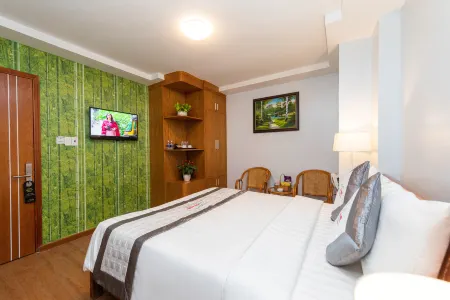 옌 남 호텔 호앙 반 투