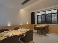 SanShanLi.Rustic Luxury Hotel - พร้อมอาหารเช้า