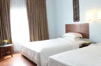 Hotel Maluri