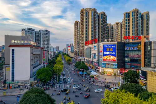 棲悅裡飯店（欽州灣大道年年豐廣場店）