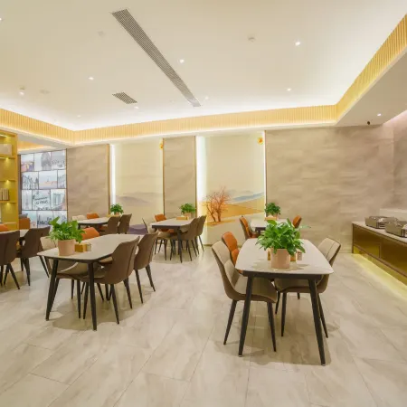 Super 8 Hotel (Akto)
