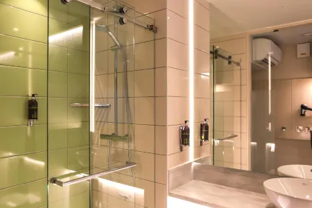 Hub by Premier Inn London Westminster Abbey Hotel