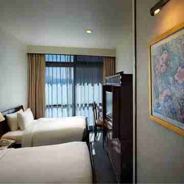 Real Point Suites at Times Square Rooms