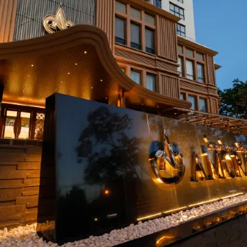 Amora Thapae Hotel Chiang Mai Отели рядом с достопримечательностью «Старый город Чан Май»