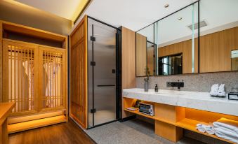 Oukai Yayuan (Nanyang Medical Holy Temple Wanda Plaza Store)