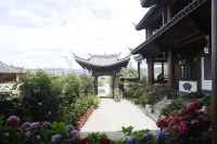 Luna Hotel & B&B, Yulong Wenbi Mountain Scenic Area, Lijiang Hotels in Yulong