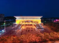 Jindong Hotel - Mountain view