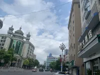 Huayuan Haomen Hotel - parkir