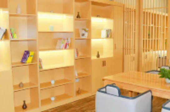 G Joyful Chujian Hotel (Mengzi Station)