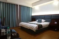 Jinquan Holiday Hotel、 Hotel a Zhenxiong